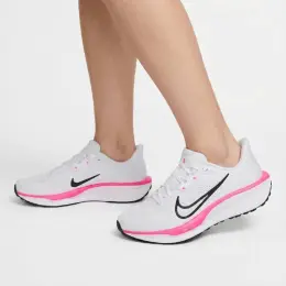 Женские кроссовки Nike Quest 6