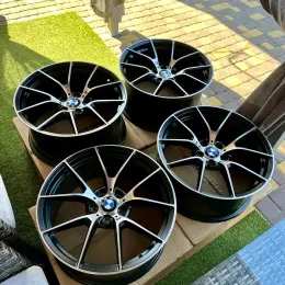 Диски БМВ R19 5x112 ET30/ET40