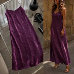 Сукня в стилі sleep dress