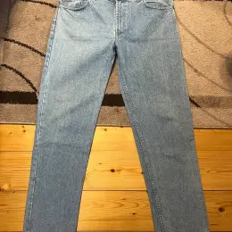 Levi's джинси чоловічі розмір 38