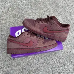 Nike Dunk SB Low "Burgundy" 42,5 (27 см)