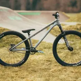 Рама Merida Dirt 700 срібляста