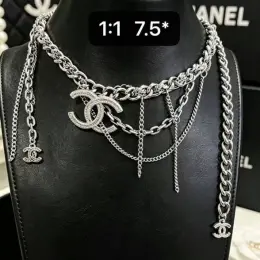 Кольє Chanel з кристалами