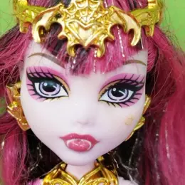 Кукла Monster High Дракулаура