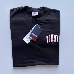 Жіноча футболка Tommy Hilfiger чорна розмір XS