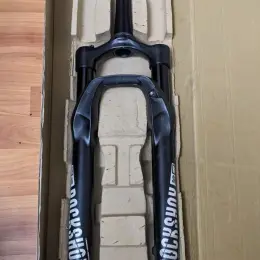 Rock Shox Pike 27.5 110/15, хід до 160