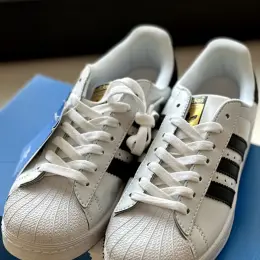 Кросівки Adidas Superstar натуральна шкіра розмір 38/39