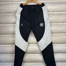 Jordan спортивні штани розмір S