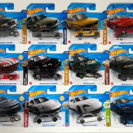 Колекційні моделі автомобілів Hot Wheels