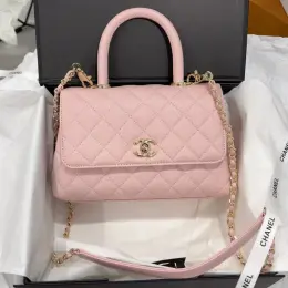 Chanel Coco сумка жіноча рожева зерниста шкіра 23 х 17 см