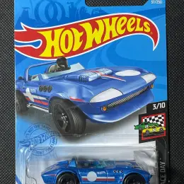 Hot Wheels Corvette Grand Sport Roadster