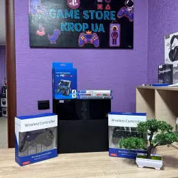 Игровая приставка Sony PlayStation 4 Fat 500 ГБ с двумя геймпадами и зарядной станцией