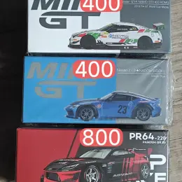 Колекційна модель Pop Race GR 86 ADVAN 1/64