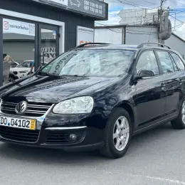 Volkswagen Golf 2008 1.6 л Бензин Чорний