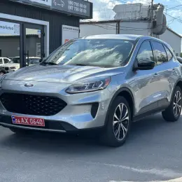 Ford Escape 2021 Бензин Автомат Повний привід Сірий