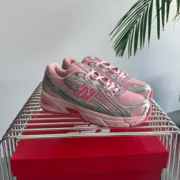 New Balance 740 v2 Рожеві