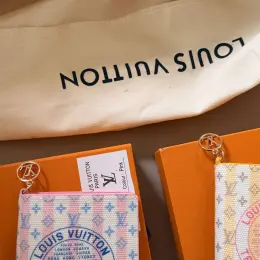 Гаманець Louis Vuitton шкіряний рожевий 8.5 х 10 см