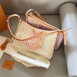 Louis Vuitton CarryAll сумка шкіряна 34x20 см
