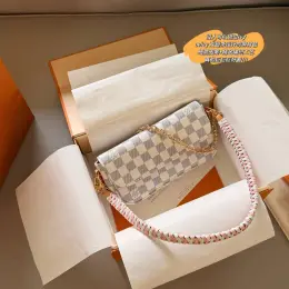 Louis Vuitton Сумка Дамі 22 х 12 см Шкіра