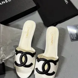 Босоніжки Chanel натуральна шкіра 5 см підбор
