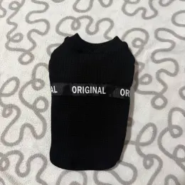 Одяг для собак чорний з написом ORIGINAL