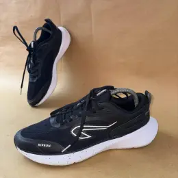 Кросівки для бігу Kiprun Jogflow 39 (25 см)