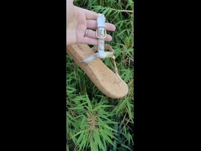 UGG Сандалии женские золотистые размер 37