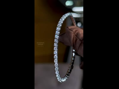 CARTIER LIGNES ESSENTIELLES BRACELET, 18K Gold, 7.10ct CVD Diamonds, Size 17