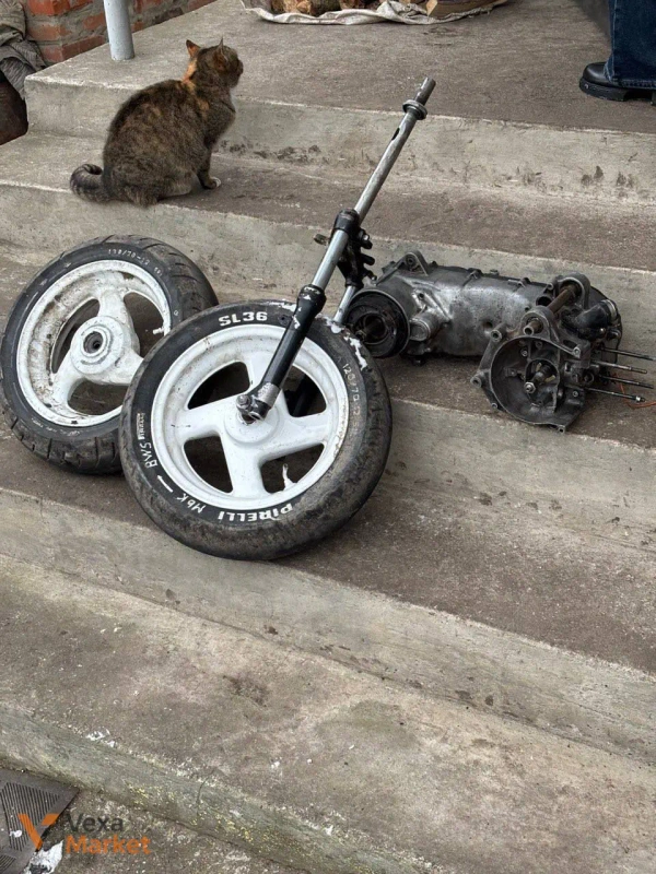ΠΠ°ΠΏΡΠ°ΡΡΠΈ Π΄Π»Ρ ΡΠΊΡΡΠ΅ΡΠ° Malaguti F12