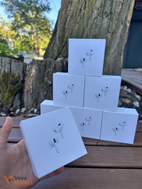 Apple AirPods Pro 2 (1:1 Premium)
