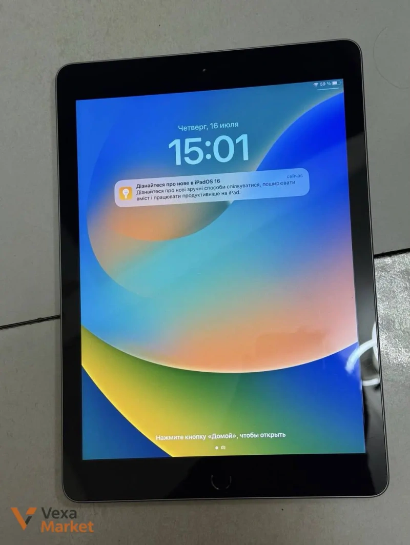 Apple iPad 5-го поколения 32GB — фото 2