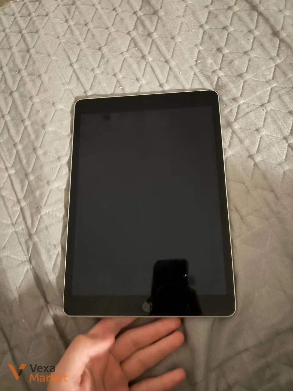 Apple iPad 6 покоління — фото 2