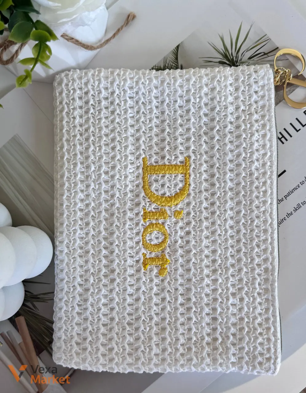 Біла плетена косметичка з рафії та дзеркальце Dior — фото 3