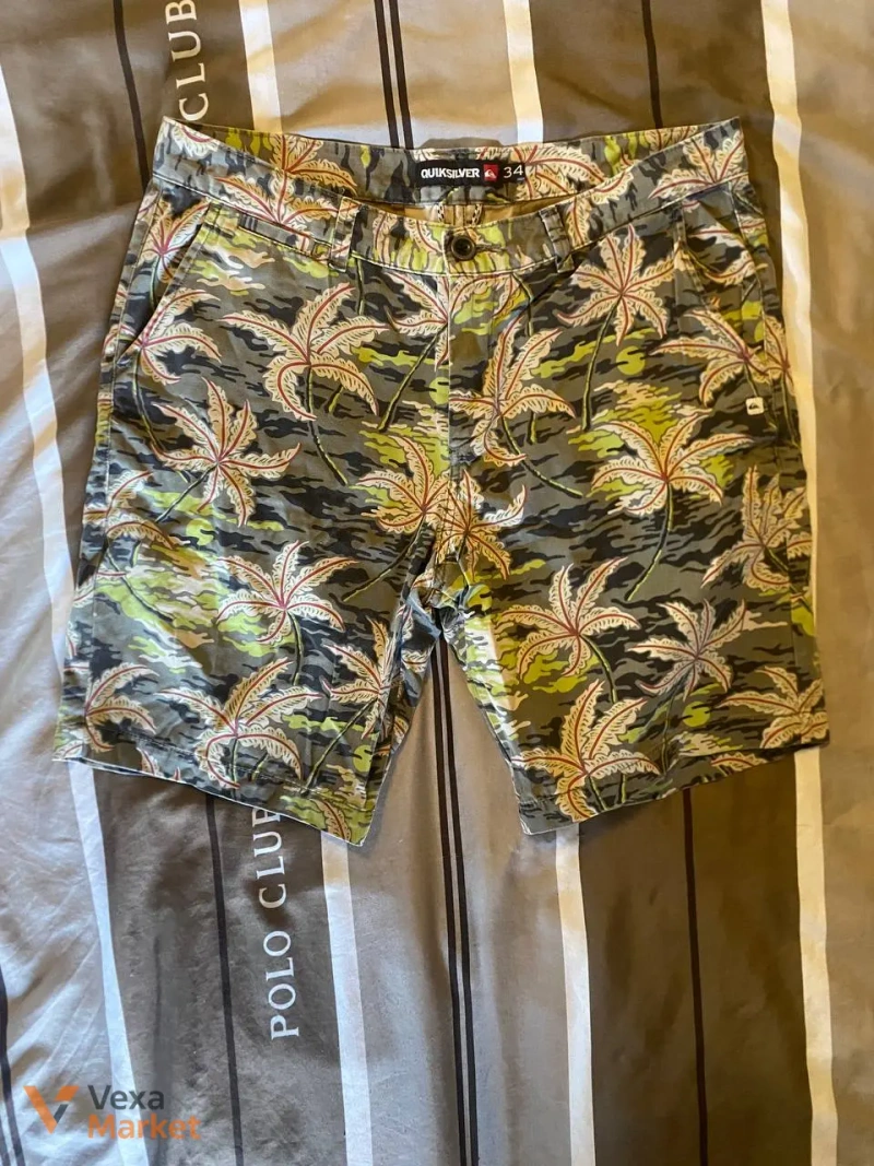 Чоловічі шорти Quiksilver Camo Palm Floral Shorts Розмір 34 / L — фото 4