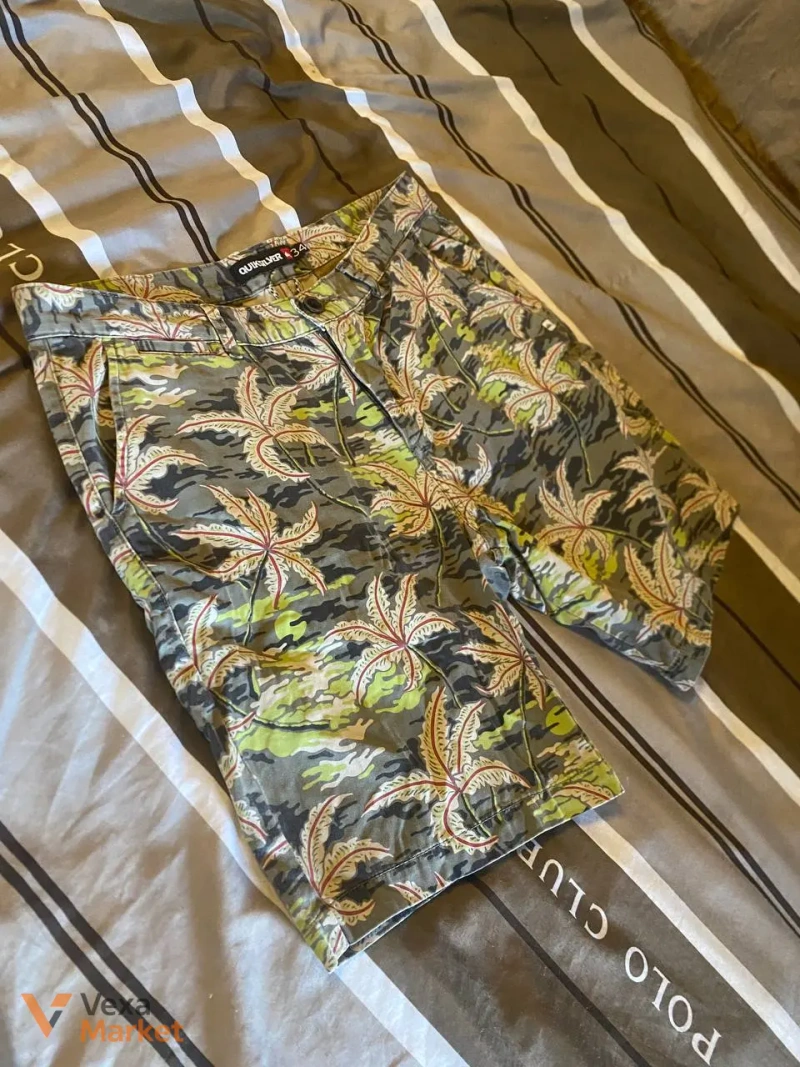 Чоловічі шорти Quiksilver Camo Palm Floral Shorts Розмір 34 / L — фото 6