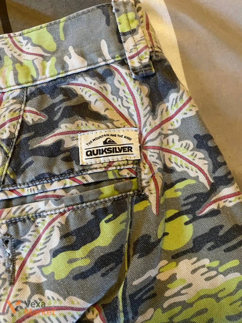 Чоловічі шорти Quiksilver Camo Palm Floral Shorts Розмір 34 / L — фото 7