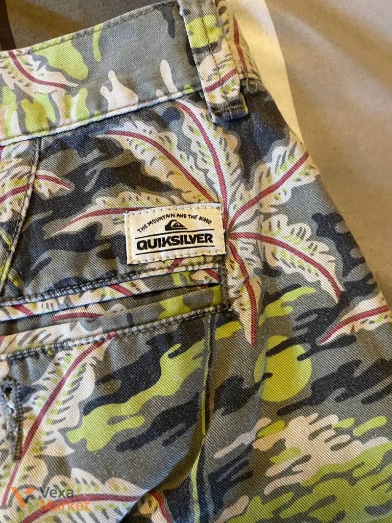 Чоловічі шорти Quiksilver Camo Palm Floral Shorts Розмір 34 / L — фото 8