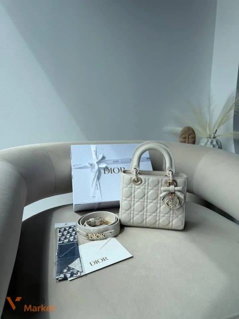 Dior Lady Milk/Gold ΡΡΠΌΠΊΠ° Π· Π½Π°ΡΡΡΠ°Π»ΡΠ½ΠΎΡ ΡΠΊΡΡΠΈ