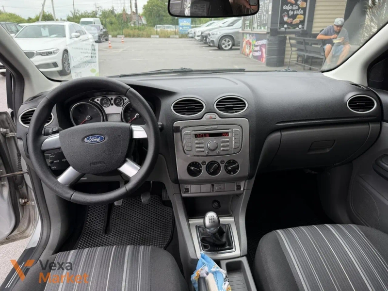 Ford Focus 2009 Дизель 1.6 л. Ручна / Механіка Сірий — фото 6