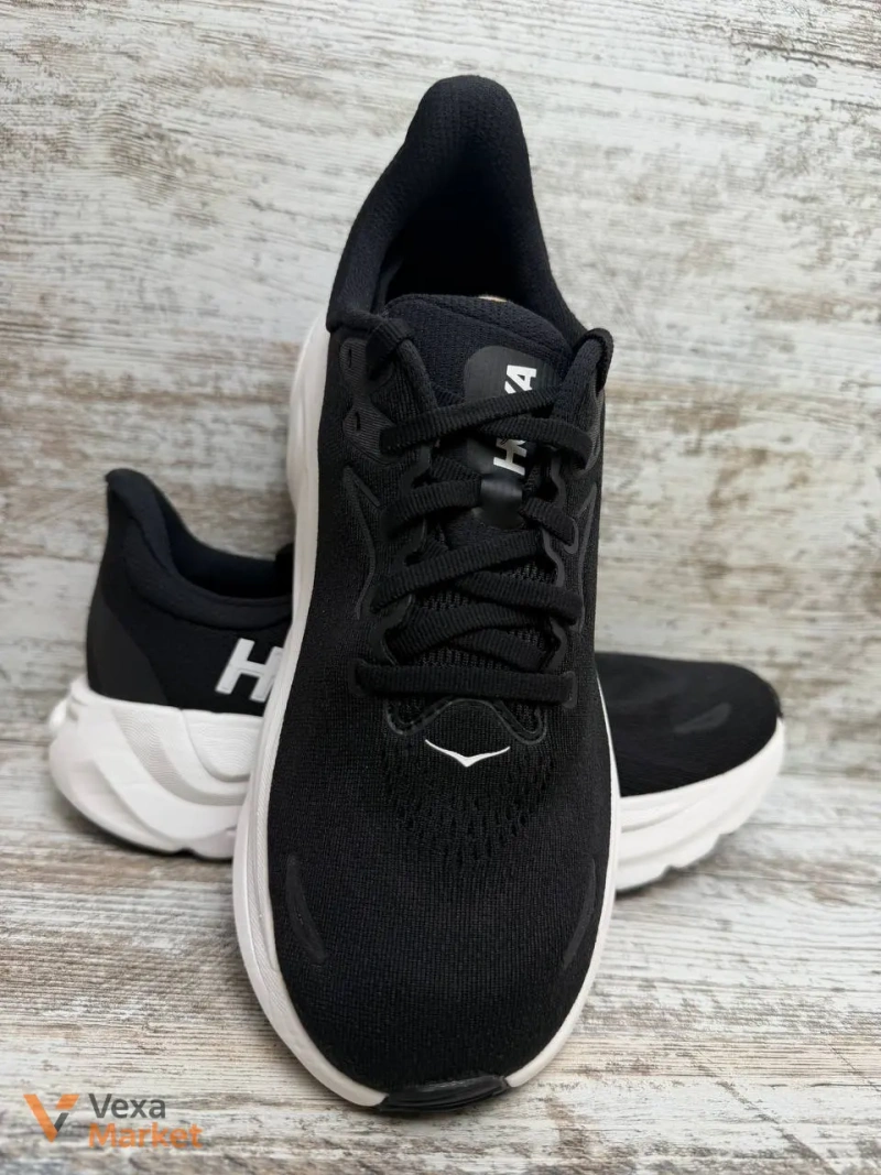 Hoka Arahi 8 Black/White — фото 4