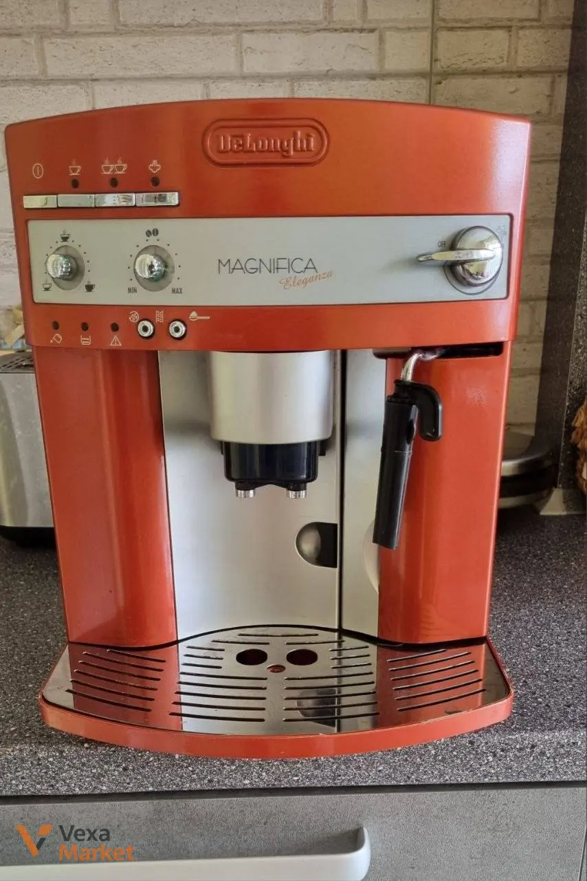 Кавомашина DeLonghi Magnifica Eleganza ESAM 3240.O Orange (вживана)