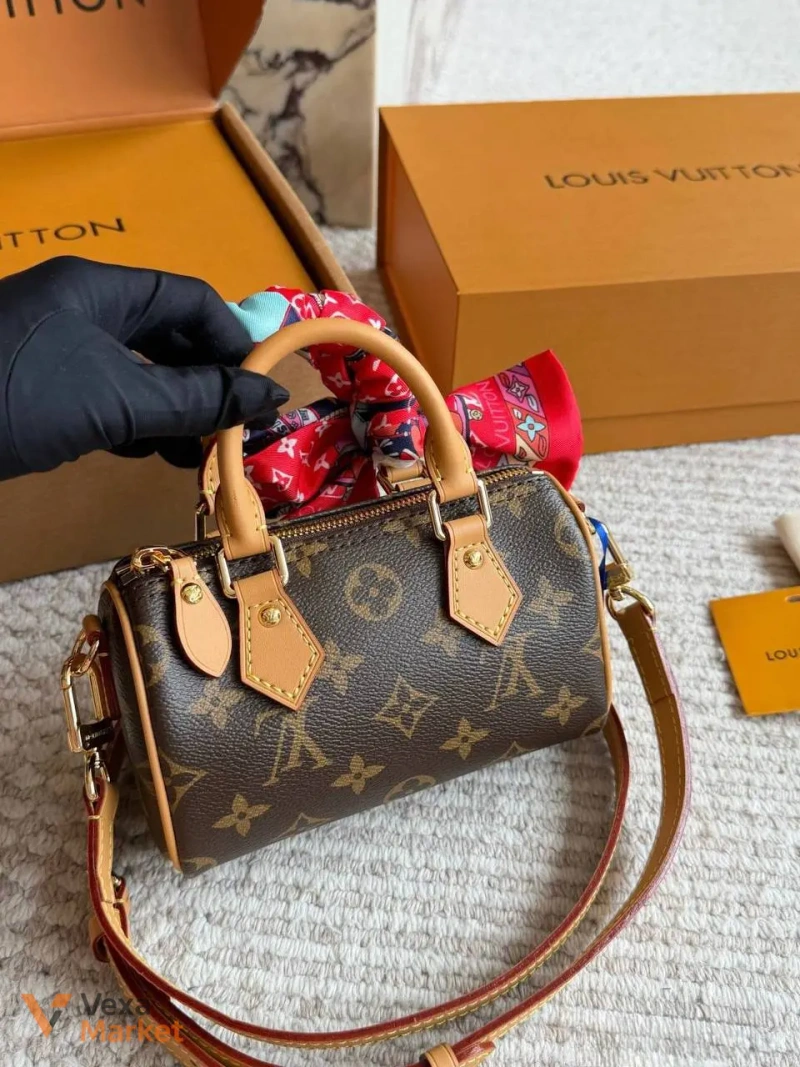 Louis Vuitton Nano Speedy Monogram Canvas — фото 5