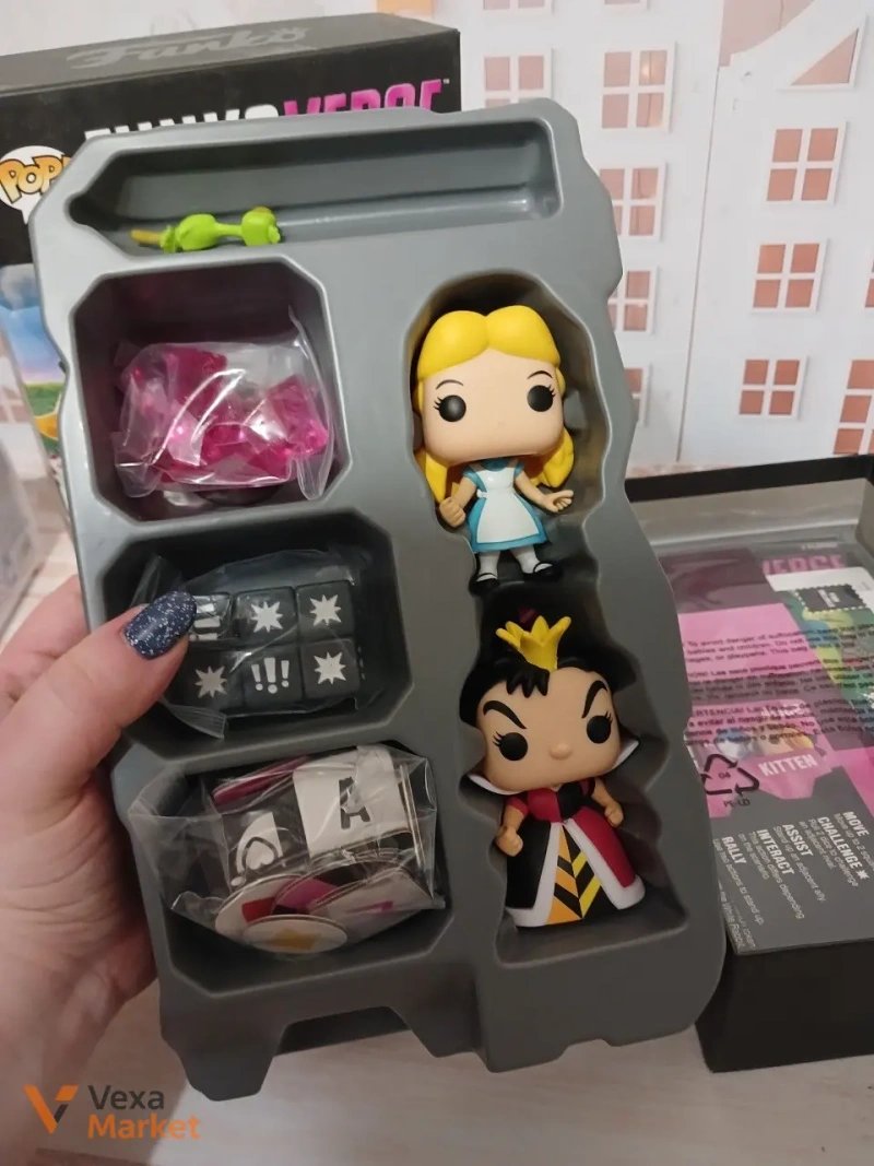Настільна гра Funko Pop Funkoverse Strategy Game Disney Alice In Wonderland — фото 2
