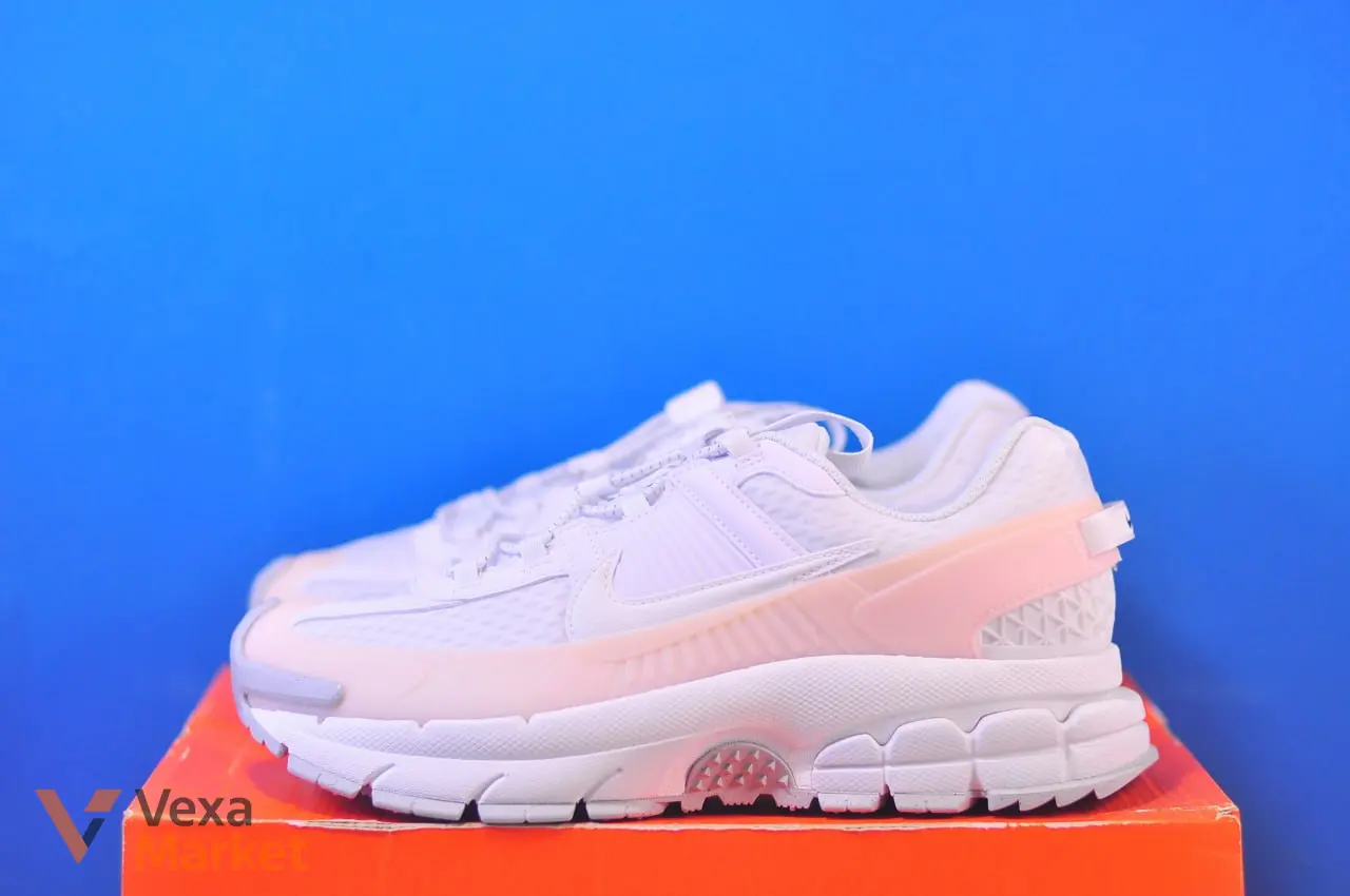 Nike Zoom Vomero Roam HJ4646-100 мужские кроссовки 43 размер