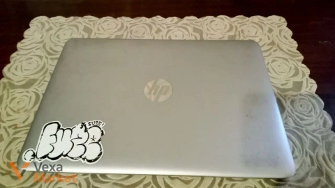 Ноутбук HP в хорошем состоянии