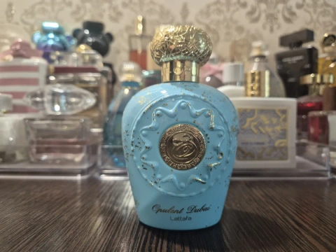 Парфумована вода Opulent Dubai Lattafa Perfumes