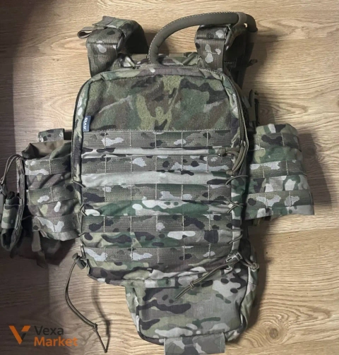 Плитник Avis Gear с подсумками и рюкзаком