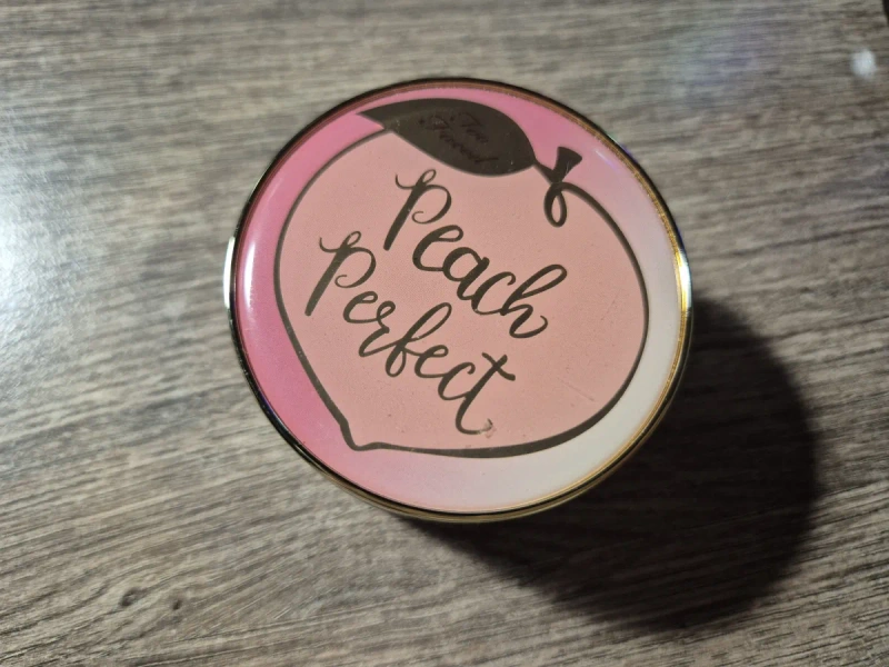 Пудра для обличчя Too Faced Peach Perfect Mattifying Loose Setting Powder — фото 4