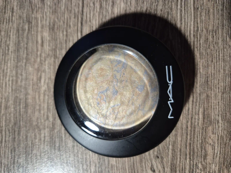 Пудра Хайлайтер MAC Mineralize SkinFinish — фото 2