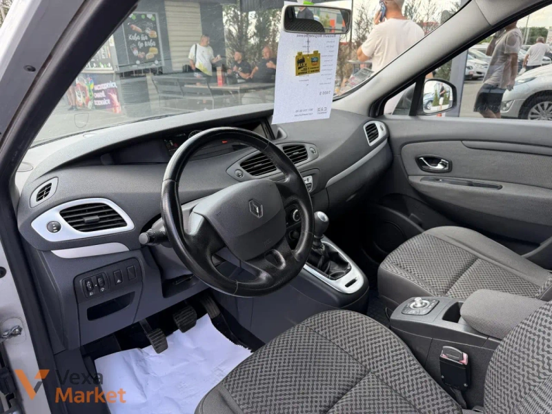 Renault Megane Scenic 2011 Дизель 1.5 л. — фото 5